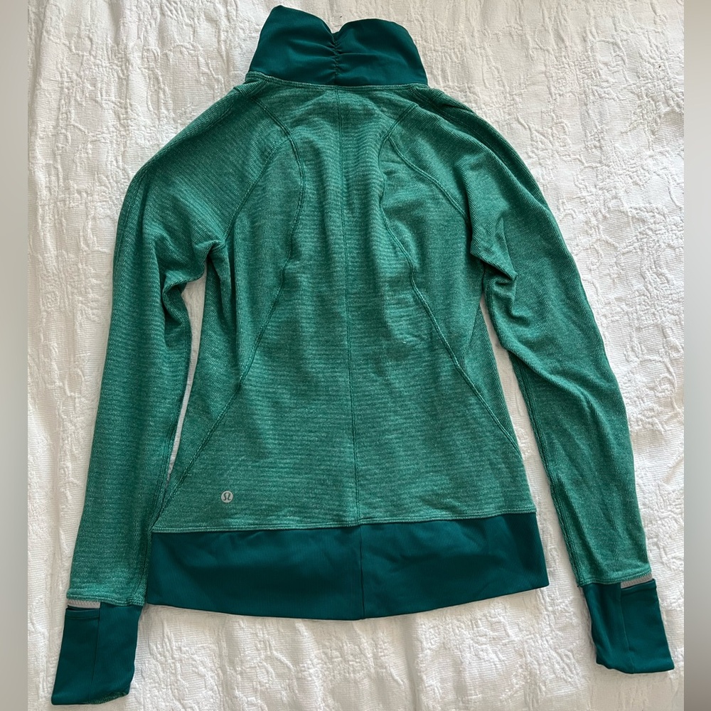 Lululemon Jacket - Picture 4 of 5